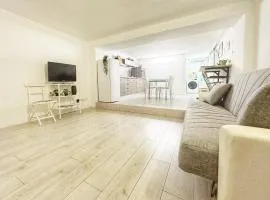Budget Basement in Navigli