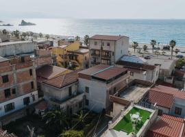 Tonnara Vista Mare, отель в городе Пальми