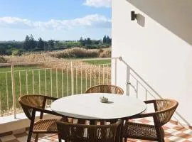 1BR Serviced Apt with Pool & Premium Amenities