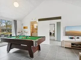 Holiday Home Human - 10-5km from the sea by Interhome