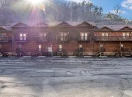 Riverfront Lodge
