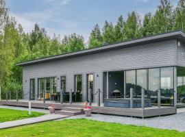 Holiday Home Villa karhenhelmi by Interhome, hotel en Karhe
