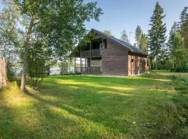 Holiday Home Aurinkopaikka by Interhome