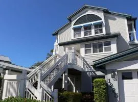 1225 Gulf and Bay Bayside