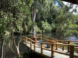 Lodge con Playa Privada a Orillas del Río Maullín