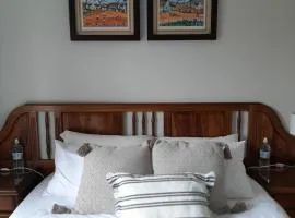 Caledonia Guest Room