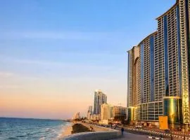 Beachfront Holiday Private Entire Apartment - Jacuzzi, Sauna, Pool, GYM, AJMAN CORNICHE RESIDENCE TOWER