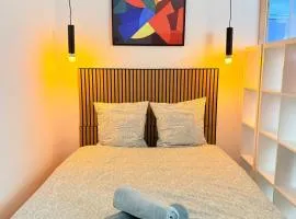 Vases d'honneur HOME proche de Paris et du stade de France