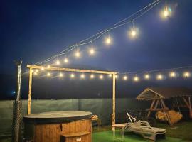 Cazare la fermă, hotel din Galeşu