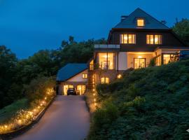 Homestorys Nature Resort - Wood Lounge, hotel em Eupen