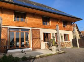 Gîte Les sources proche Annecy, hotel in Vaulx