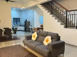 RIMBUN by Rumah Che Matsunami