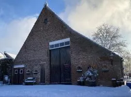 Farmhouse in Nieuwleusen near Lake and Nature