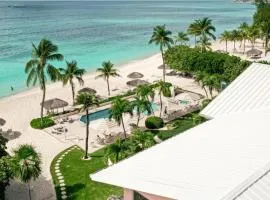 Aqua Bay Premium 7Mile Beach Family Unit