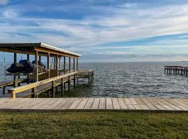 Lakefront, Private Pier! Quiet Lake Livingston Gem