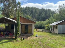 Cabañas familiares El Risco, hotel Cauquenesben