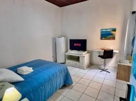 Suíte 3 com Ar-Condicionado, Geladeira, TV, Wi-Fi