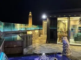Luxury Jacuzzi 2 BDR Apartment - Sea & Hassan II View