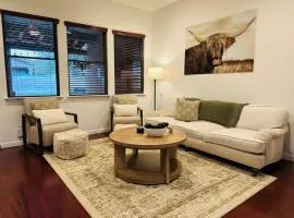 Estrella Mountain Oasis with Pool & Hot Tub