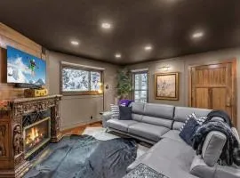 Park City Retreat Walk to Main plus Private Hot Tub