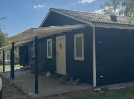 Bright And Cozy Holiday Home Near The Beach Ideal For Family Getaways