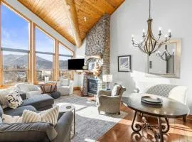 Black Bear Beauty 2 Bedrooms Huge views Garage