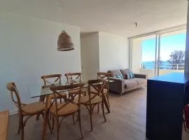 Departamento amoblado con vista al mar