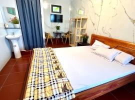 Khách Sạn LaMere Bến Tre, hotel Bến Trében