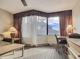 King Suite with a View Ski In-Out Pool Hot Tub