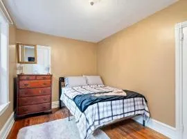 Moonbeam Suite-Private Room in Serenity Manor