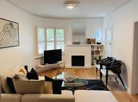 South Yarra Art Deco Luxe on the Botanic Gardens