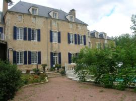 Le Domaine de Rochefort, недорогой отель в городе Dissangis