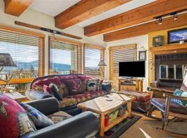 Great for Families 3 bed 3 bath Plaza Condo