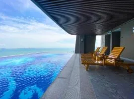 Forest City Luxury Prime Sea View Residences