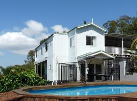 Bushland Breeze - Self Contained Unit, Hotel in Gladstone