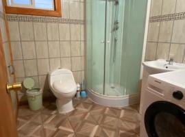 Cabaña Los Maquis, hotel a La Junta