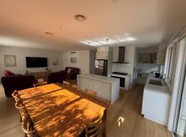 Cowes Central Beach Villa II