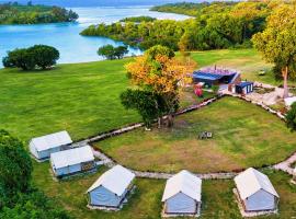 Nawesa Resort, hotell i Eton