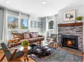 New Listing 3BR Frisco Condo - Ski and Bus Access