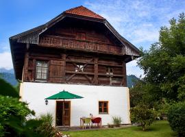 Haus am Salinenweg, hotel pre rodiny v destinácii Grassau
