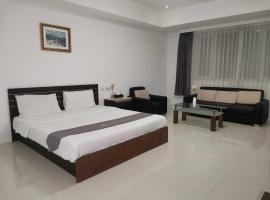 Townhouse Oak Vera Hotel Near Clark International Airport – hotel w mieście Angeles
