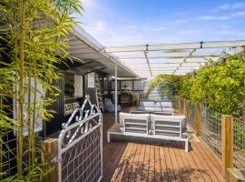 Modern Cottage with Short Walk to the River, Hotel in Mannum