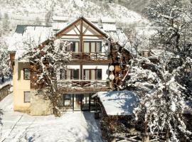 Hotel Chubu, hotel em Mestia