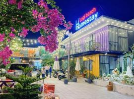 H-HOMESTAY CONTAINER LAGI BEACH, hotel em La Gi