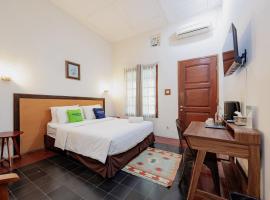 Urbanview Rumah Ebo Dago Bandung, hotel di Bandung