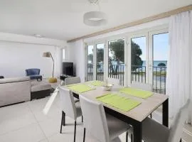 Luxusapartment mit Meerblick, Pool und Garage