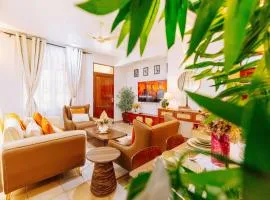 Sorana Homes - Fast Wi-Fi, Workspace, Opp Mall