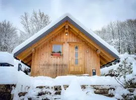 Glamping Avantura- a natural getaway by the Kolpa River