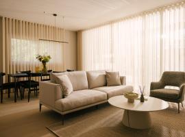 Pinewood by Holistays, hôtel à İncirli