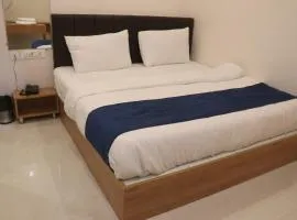 Hotel Lakhdatar